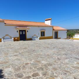 Monte Santiago, hotel in Fronteira