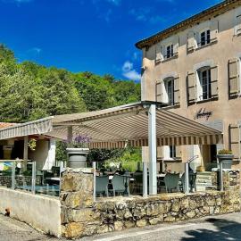 Auberge du Bourguet, hotel em Brenon