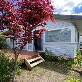 Cheerful Mountain Cottage, 'Lynette'