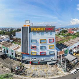 Front One Budget Malang by Azana, hotel en Malang