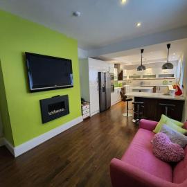 Ashton house/ Townhouse Apartment