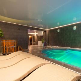 Penzión Aqua Maria, hotel din Veľaty