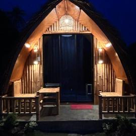 East Holiday Resort Moalboal, hotel v mestu Moalboal