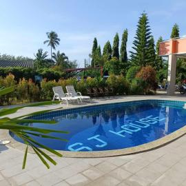 Sj House Hotel Aonang, hotel in Ban Khlong Haeng