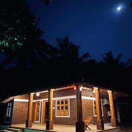 Happy Land, hotel in Shoranūr