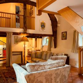 Unique 17c listed Barn in a Shropshire hamlet.