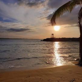 Sweet Sunset II- Rompeolas Beach