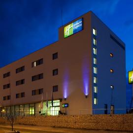 Holiday Inn Express Vitoria by IHG, ξενοδοχείο στο Βιτόρια-Γκαστέις