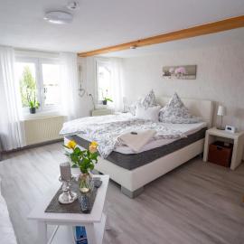 Ferienwohnungen KATI, hotel v destinaci Scheidegg