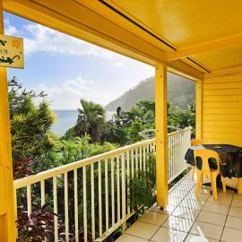 Bungalow Java - Bassin Manapany-Les-Bains – hotel w mieście Saint-Joseph