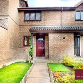 Woking - Parking Garden 2Bed