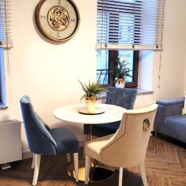 APARTAMENT JARACZA 28/9