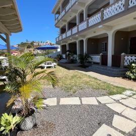 Lydia`s View, hotell i Canouan