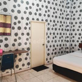 Hotel Jaya Wisata Syariah RedPartner, hotel v destinácii Sungaipenuh