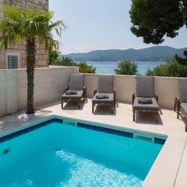 Villa Suartini Viganj Pool or Jakuzzi, hotel v destinácii Viganj