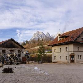 ALLE ANTICHE MINIERE - CASA VACANZE, hotel in Zenich