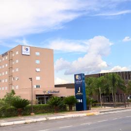 UniHotel Salto, hotel a Salto
