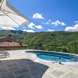 Luxurious Home In Pian Del Ponte