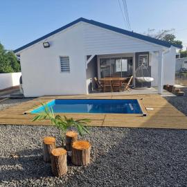 Au Petit Paradis, hotel in Saint-François