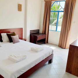 MountBaylk: Mount Lavinia şehrinde bir otel