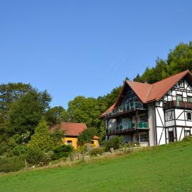 Ferienhaus Abtsroda, готель у місті Abtsroda