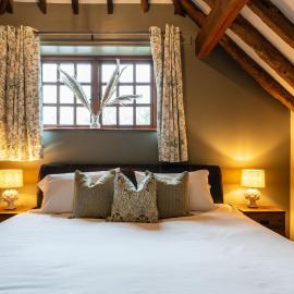 The Bull On The Green, hotel in Newick