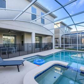Close to Disney & Other Theme Parks,Private Heated PoolSpa, BBQ & Game Rm、キシミーのホテル