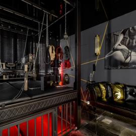 World Of Ecstasy - Apartament BDSM，利阿達的飯店