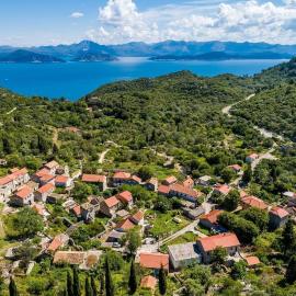Apartments with parking space Korita, Mljet - 22342, hotel a Korita
