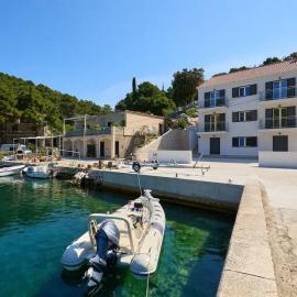 Apartments by the sea Okuklje, Mljet - 22341、Okukljeのホテル