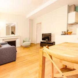 Spacieux Studios quartier Jardin Public، فندق في بوردو