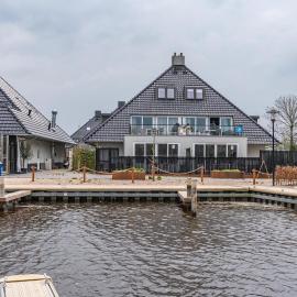 Welcome in - Appartement - Paviljoenwei 4 - Sneek 'Havenzicht', hotel Offingawier városában