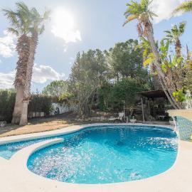 La Torre: casa perfecta con piscina privada