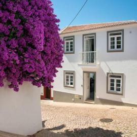 Stylish town house in Silves