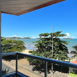 APARTAMENTO VISTA AO MAR - Elevador - PIUMA, hotel in Piúma