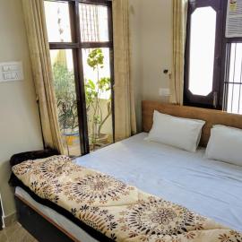 MYE Home stay near golden temple