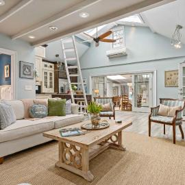 Guilford Carriage House at Granite Lodge!, hotell i Guilford