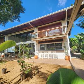 Salt 'n Paradise Luxury Surf and Beach Suites, hotel in Ubatuba