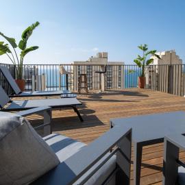 Roof Top 3 Floors, hotel u gradu Netanja