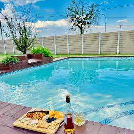 Mayberry Heights, hotell i Alberton