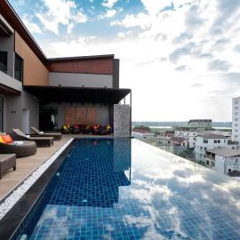 Mintra Hotel Vientiane, hotel u gradu Vientiane