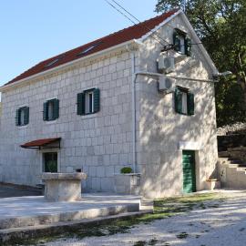 Luxury stone apartment Matijević, hotel a Blato na Cetini