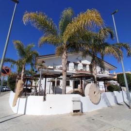 Hostal Espai Mediterrani, hotel a la Pobla de Vallbona