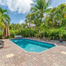 Miramar Villa by Rove Travel - Heated Pool, Beach, hotel in West Palm Beach