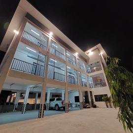 Lynn Living (ลินน์ ลิฟวิ่ง), hotel in Ban Non Muang