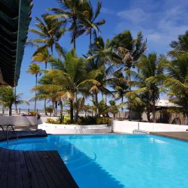 VILLA NACRI NA PRAIA con PISCINA ENTRE ILHEUS E ITACARE'