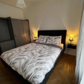 Appartement moderne et cosy , 5 min de la gare de RER D , remise des clés en main propre, Immeuble familial