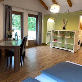 Charmante, ruhige Wohnung in Innsbruck, hotel u Insbruku