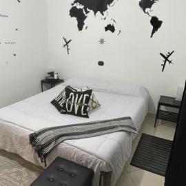 Camere Aeroporto Cagliari Elmas, hotel a Elmas