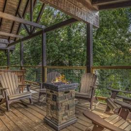 Near Dollywood with Pool Table-Hot Tub-Fire Pit-Game Room